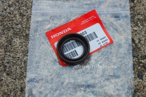 OEM Balance Shaft Seal and Retainer - New