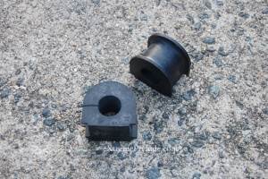 MOOG Sway Bar Bushings - New